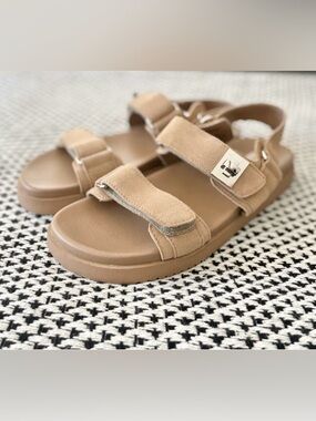 Steve Madden Mona Flatform Sandals Suede Leather